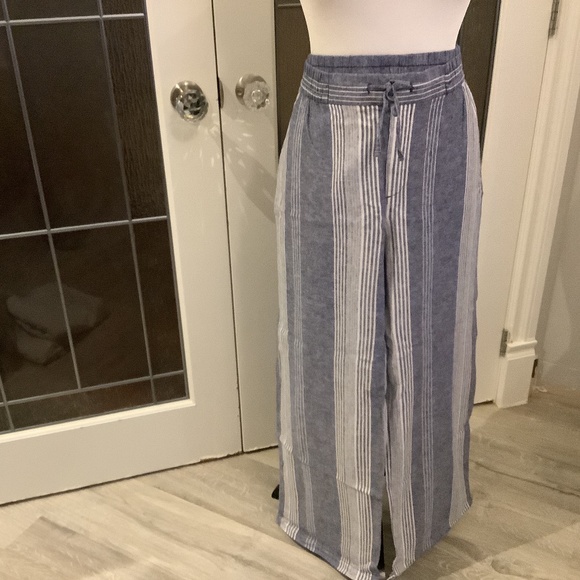 Wide leg pants - Picture 1 of 6